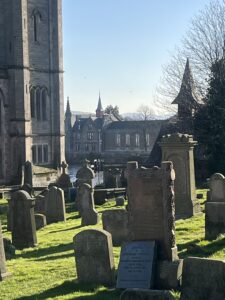 Old High Church Kirkyard